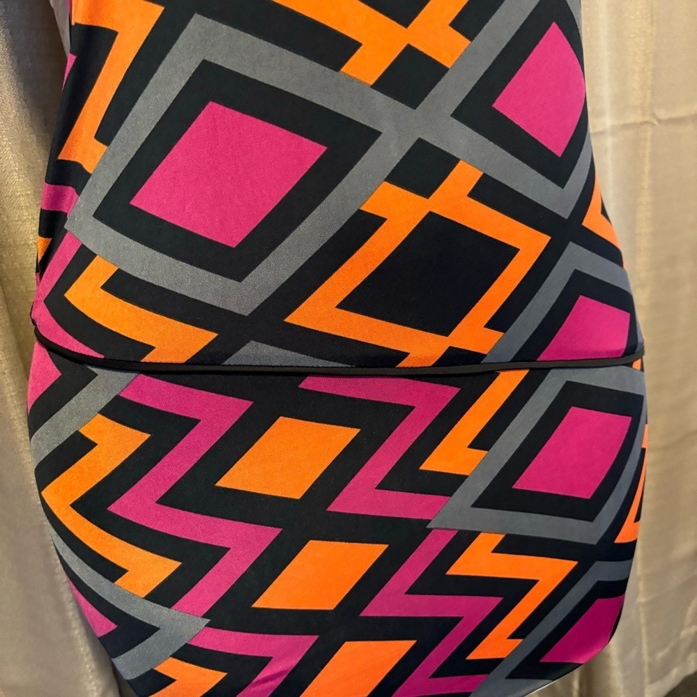 Geometric Patterned One-Shoulder Dress, size S - Picture 4 of 6